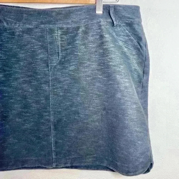 Lole | Women’s Jania Skirt in Heathered Black | Size Large - Picture 2 of 13